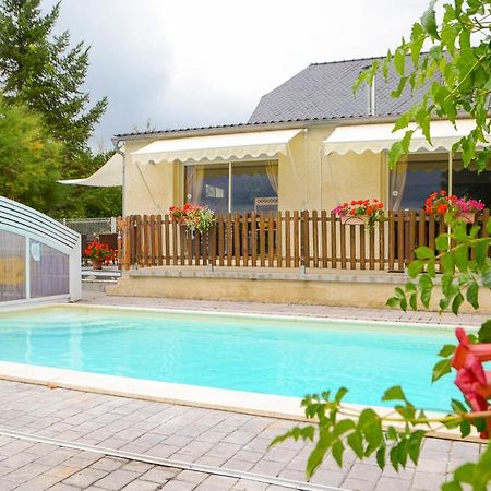 Domaine De La Moretie Cublac Bagian luar foto